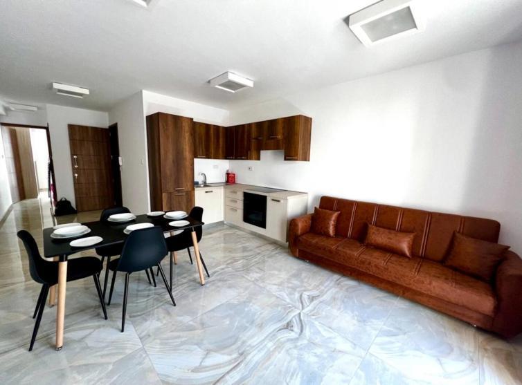 Saint Henry Apartamento Sliema